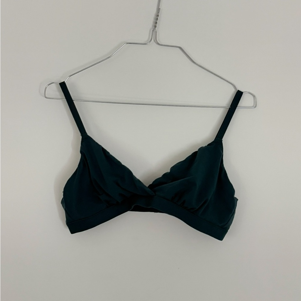 SKIMS FITS EVERYBODY CROSSOVER BRALETTE